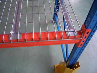 Sàn lưới thép hạng nặng cho giá đỡ pallet