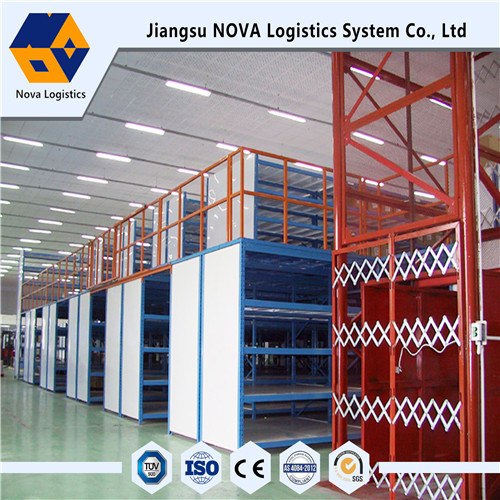 Lân số thép nặng có sàn nhà với sàn