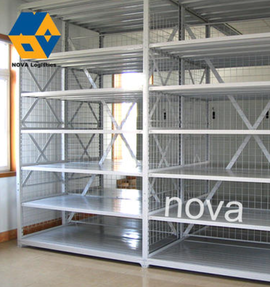 kệ trung b&igrave;nh