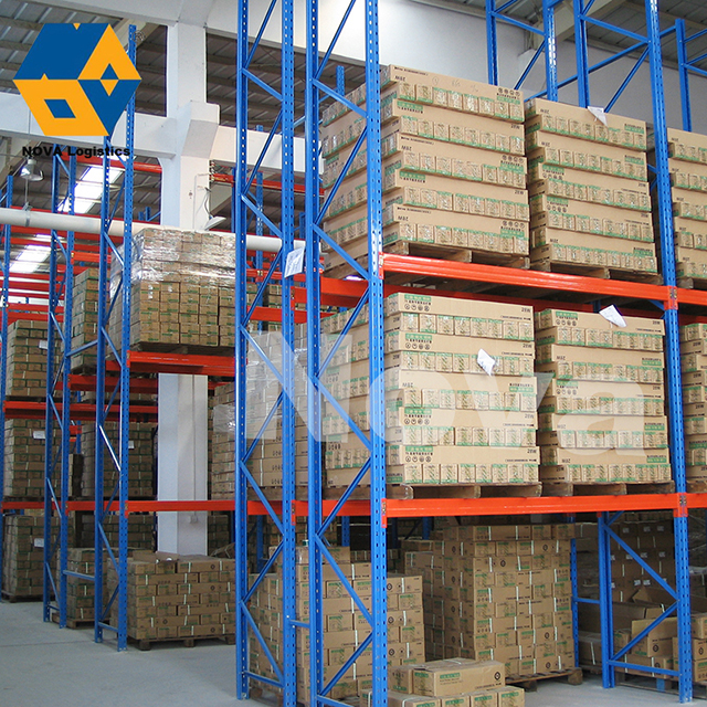 Giá đỡ pallet nhà kho hạng nặng