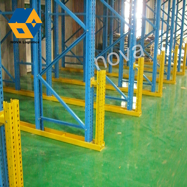 Động cơ lưu trữ kho thép sơn điện trong hệ thống giá đỡ pallet