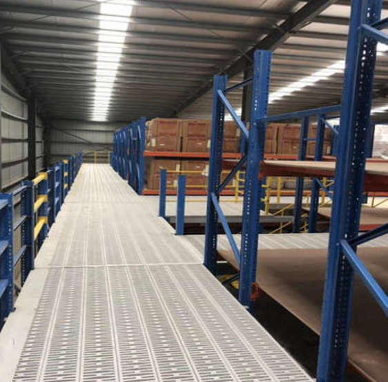 Gi&aacute; đỡ g&aacute;c lửng